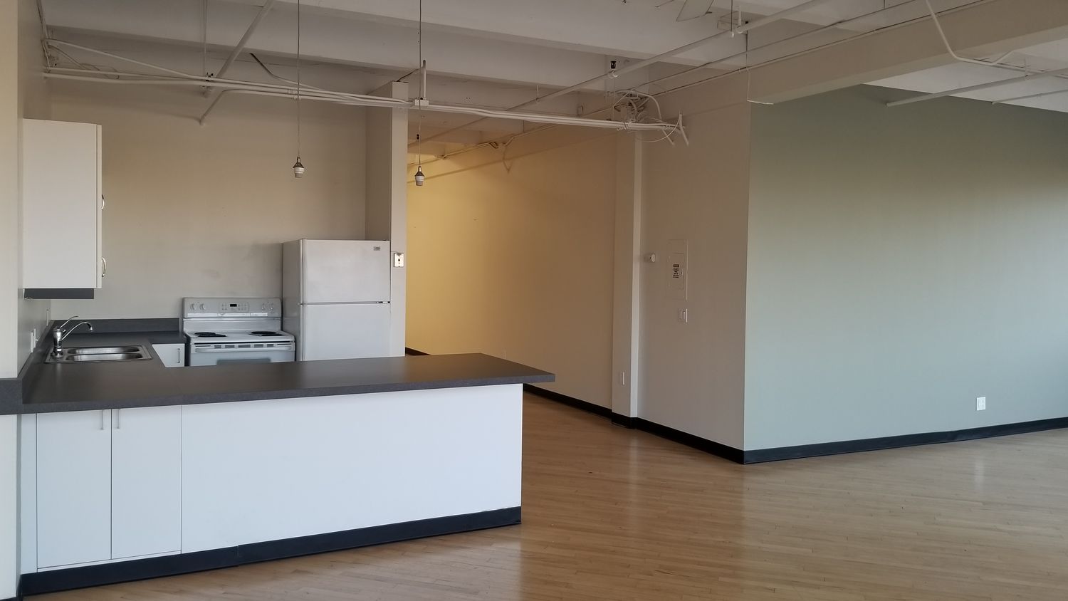 4th Fl - Ste 407